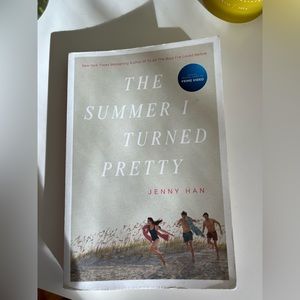 The Summer I Turned Pretty by Jenny Han